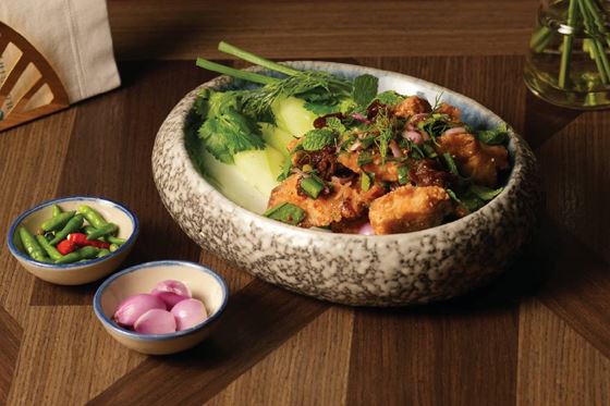Redefining Thai Flavours at ChomSindh - アマリ バンコク