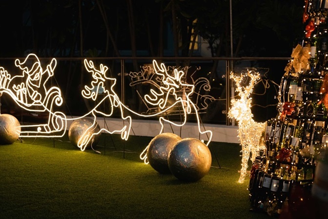 Christmas Tree Lighting Ceremony - Amari Hua Hin Christmas Tree Lighting Ceremony - Amari Hua Hin