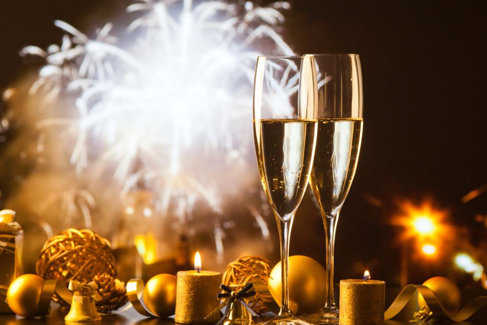 A Golden New Year’s Eve Celebration - 아마리 코 사무이 A Golden New Year’s Eve Celebration - 아마리 코 사무이