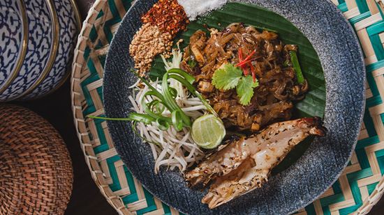 Pad Thai at Chom Sindh