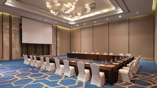 Banglumpoo Meeting Room - U Shape with Screen Setup Banglumpoo Meeting Room - U Shape with Screen Setup