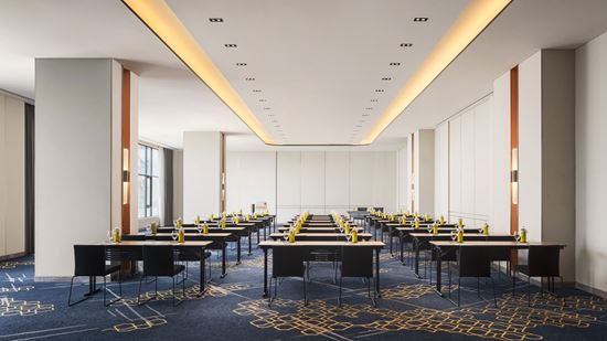 Pratunam - Classroom set up