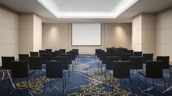 Thonglor - Theatre Set up