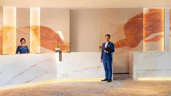 Lobby - Check In Service Excellence Lobby - Check In Service Excellence