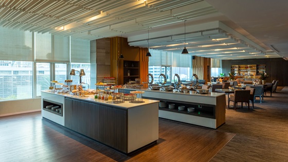 Club Siraa Buffet Counter - Амари Бангкок
