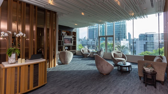 Club Siraa Living Area - Амари Бангкок