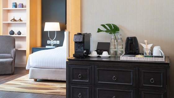 Coffee Machine & Electric Kettle - Club One Bedroom Executive Suite - אמארי ווטרגייט בנגקוק (Amari Watergate Bangkok)