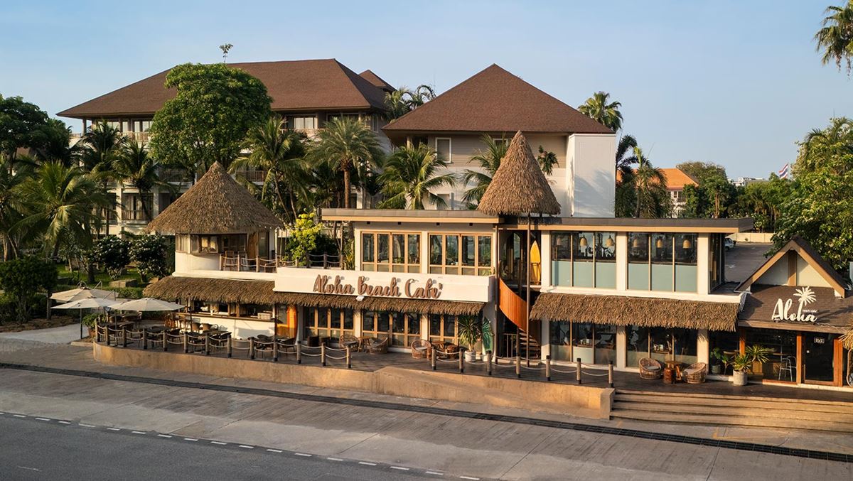 Aloha Beach Cafe | Café and bar at Amari Bangsaen