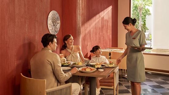 Amaya Food Gallery - Family Moment