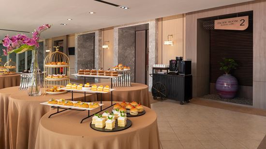 Pacific Foyer - Coffee Break