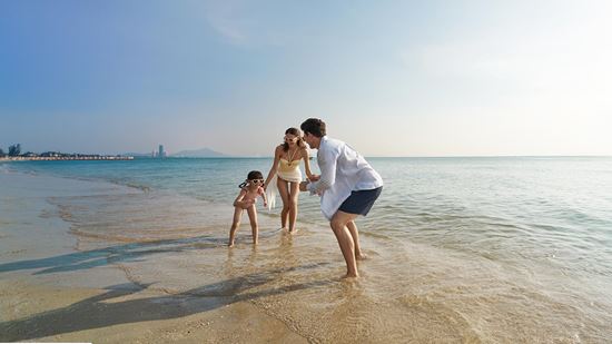 Beach Family Fun