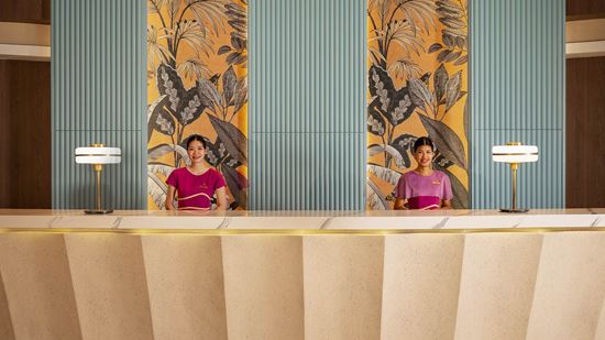 Lobby - Front Desk Service