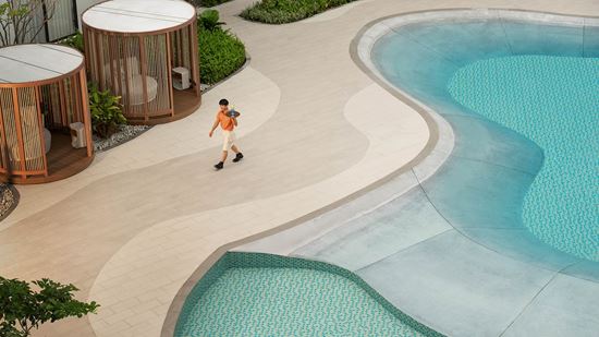 Swimming Pool - Bartender Service