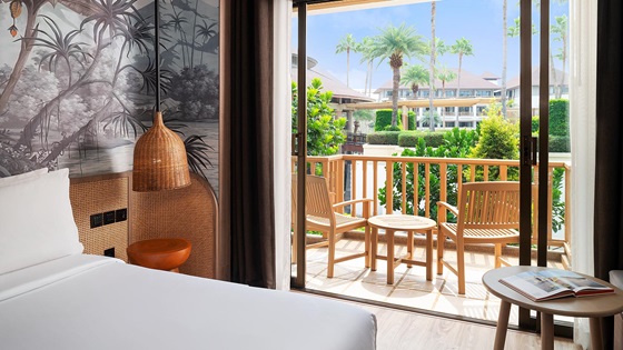 Deluxe Garden View - King Bed Balcony with View - アマリ バンセーン