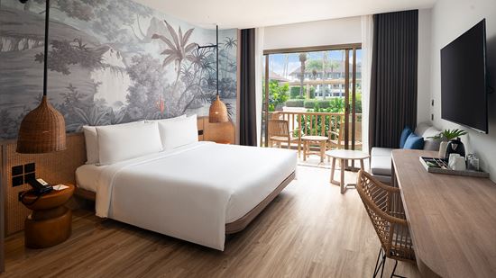 Deluxe Garden View - King Bed Balcony