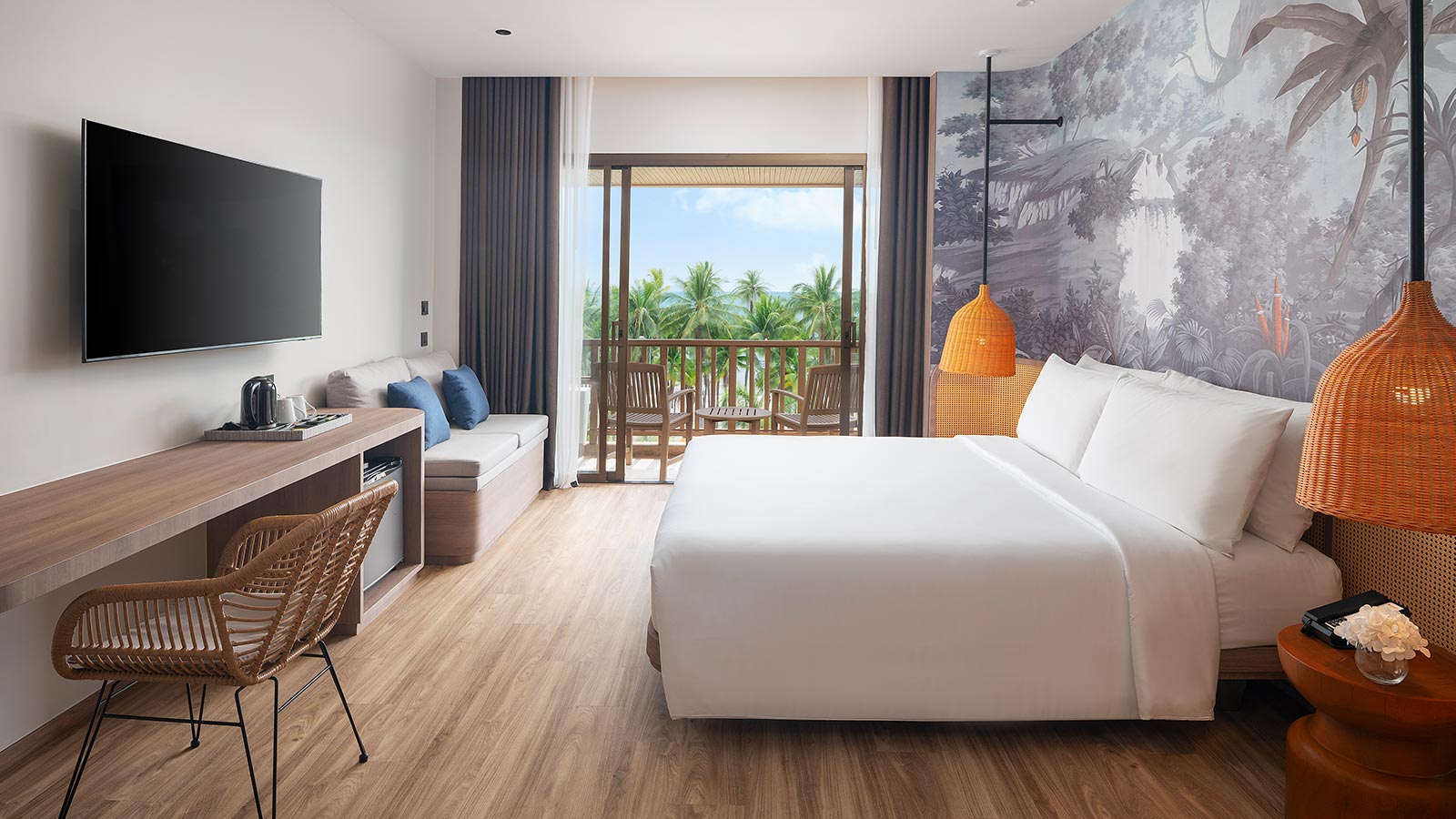 Deluxe Ocean View - King Bed Balcony - Amari Bangsaen
