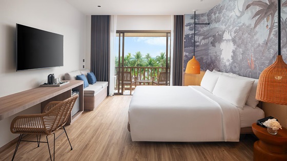 Deluxe Ocean View - King Bed Balcony - アマリ バンセーン