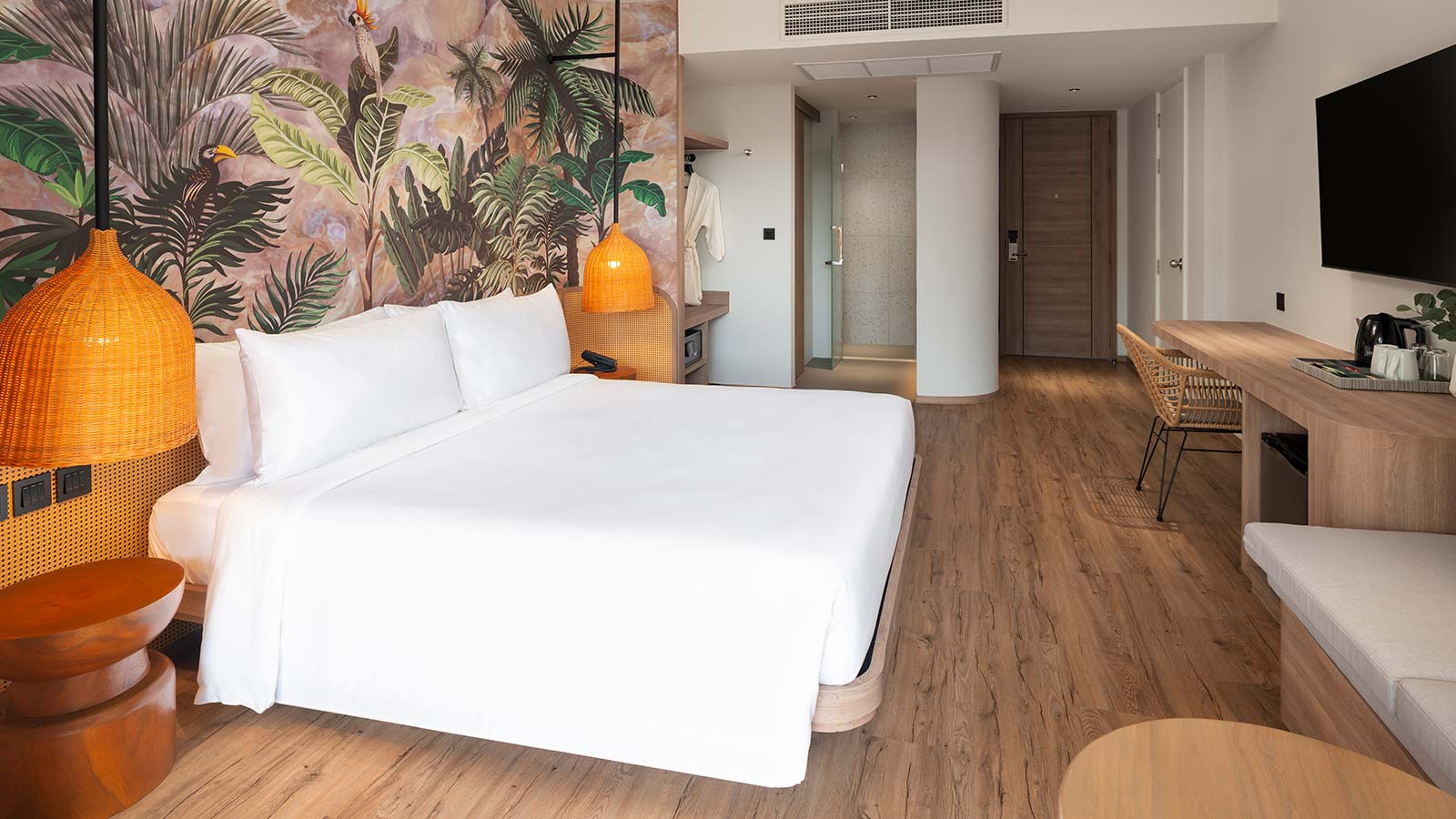 Deluxe Terrace - King Bed Overall - Amari Bangsaen