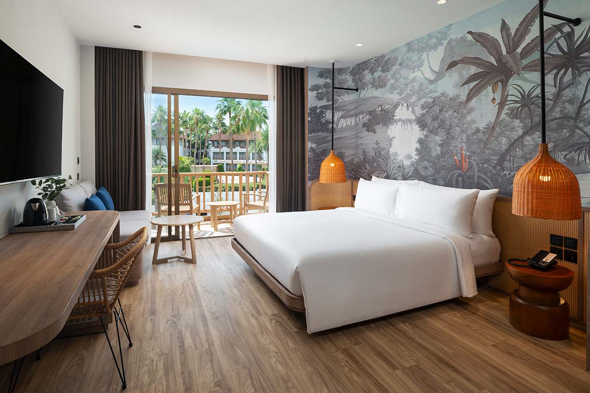 Deluxe Pool View - Amari Bangsaen