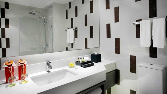 Bathroom in Deluxe Rooms - 武里南聯阿瑪瑞酒店