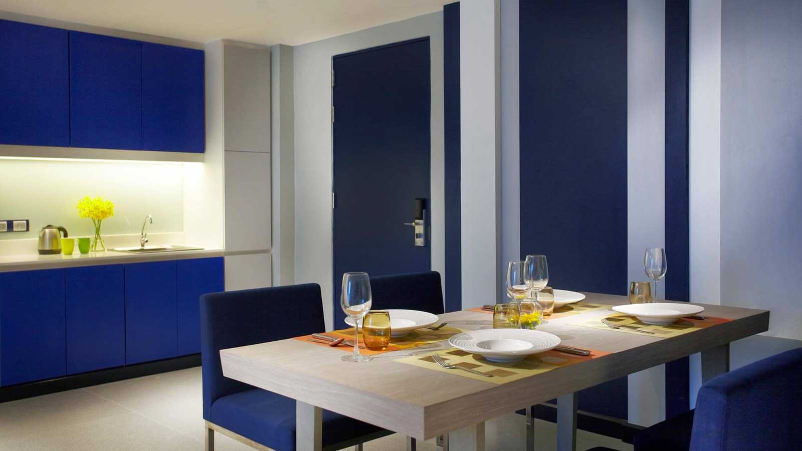 Dining Area in Two Bedroom Suite - אמארי בורירם יונייטד (Amari Buriram United)