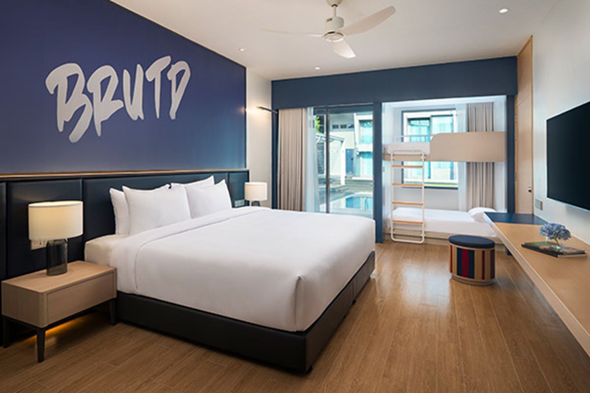 deluxe-family-pool-terrace-bunkbed
