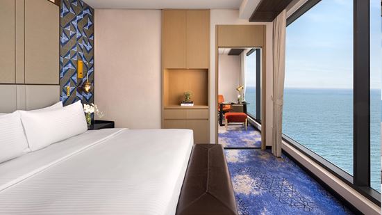 Amari Colombo Ceylon Suite with ocean view