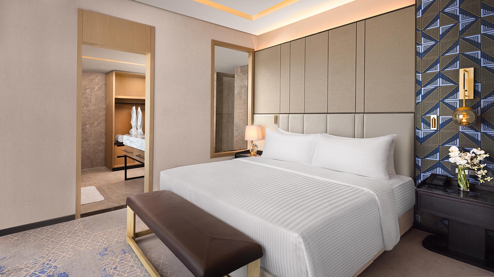 Executive Suite Ocean View - Bedroom - Amari Colombo