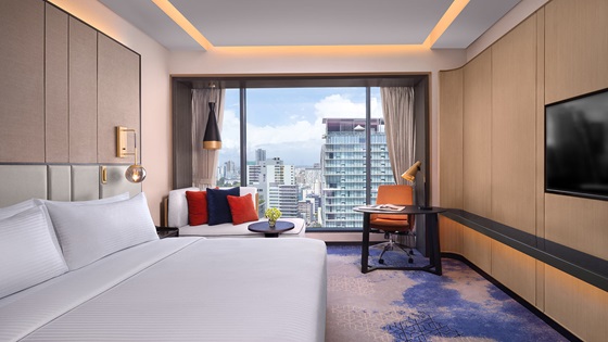  Superior City View - King Bed - Amari Colombo