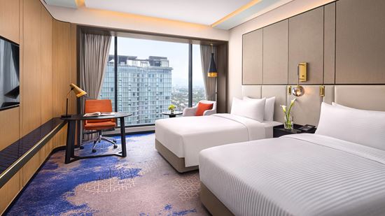 Amari Colombo Superior Twin Bedroom with City View