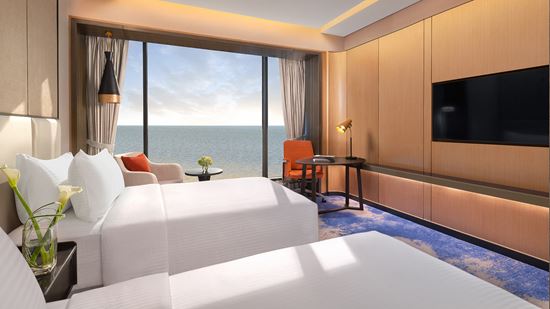 Amari Colombo Superior Twin Bedroom with ocean view