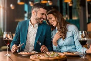 A couple dining at Amari Colombo A couple dining at Amari Colombo