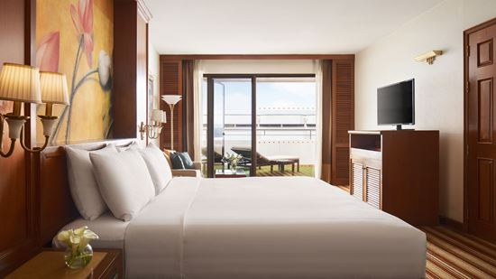 One Bedroom Suite One Bedroom Suite