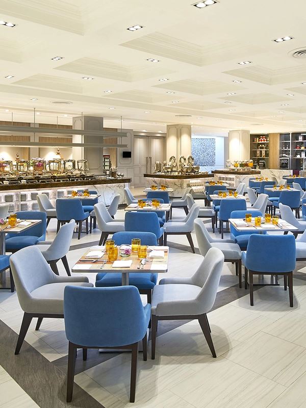 Multidimensional Gastronomic Journey