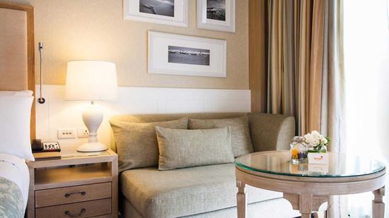 Living Area in Deluxe