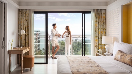 Balcony in One Bedroom Suite Pool View - 華欣阿瑪瑞度假酒店