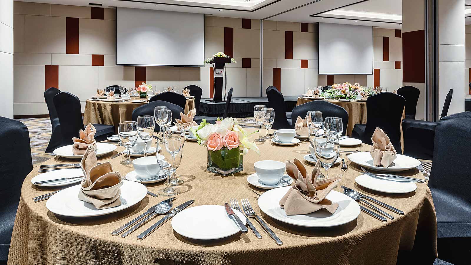 Formal Dinner Formal Dinner Close Up Sky Banquet - Amari Johor Bahru Formal Dinner Formal Dinner Close Up Sky Banquet - Amari Johor Bahru