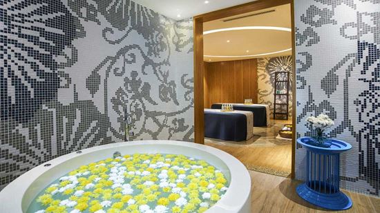 Breeze Spa treatment room Breeze Spa treatment room