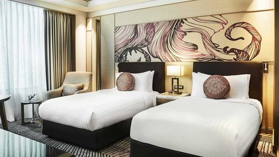 Deluxe Twin Deluxe Twin