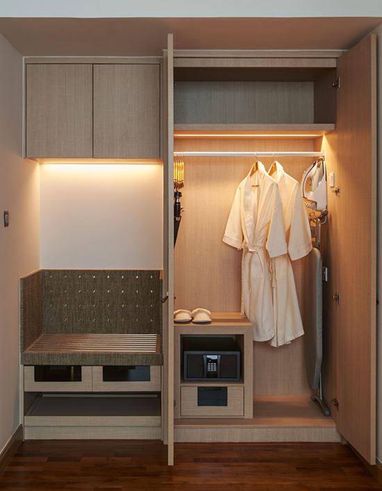 Wardrobe in One Bedroom Suite Wardrobe in One Bedroom Suite