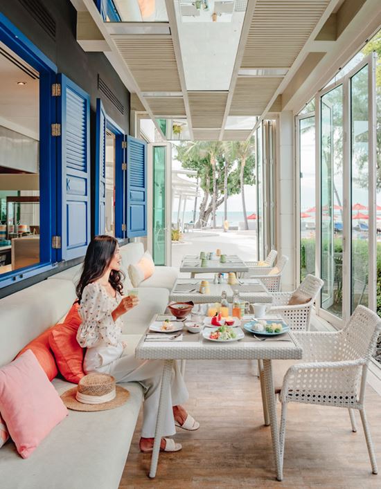 Setting at Amaya Food Gallery Setting at Amaya Food Gallery