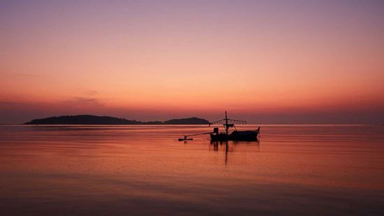 Sunset view at Chaweng Beach Sunset view at Chaweng Beach