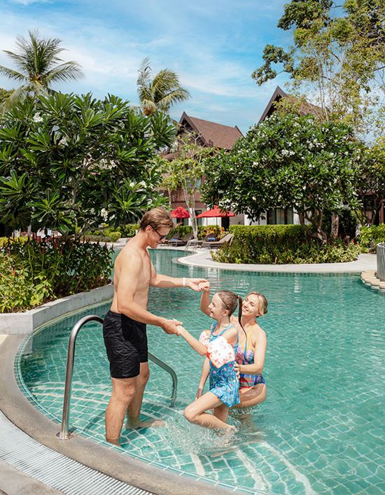 Details of Thai Village swimming pool Details of Thai Village swimming pool