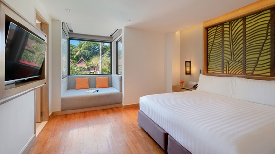Master Bedroom in Two Bedroom Family Suite Pool View - アマリ  コ サムイ