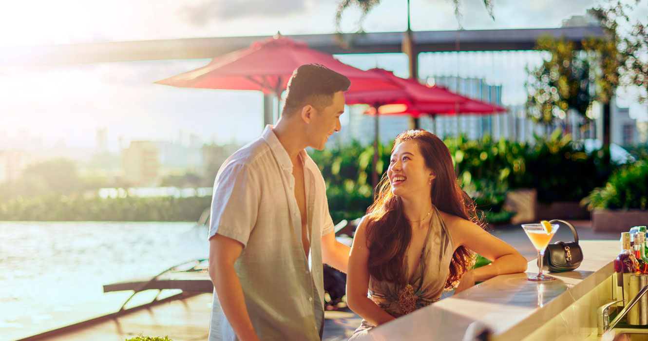 Infinity Pool Bar - อมารี กัวลาลัมเปอร์ Infinity Pool Bar - อมารี กัวลาลัมเปอร์