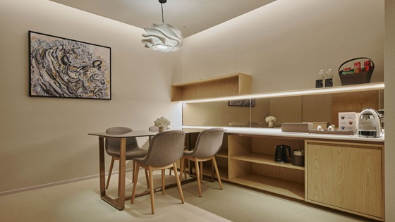 Club One Bedroom Suite Dinging Area - Amari Kuala Lumpur
