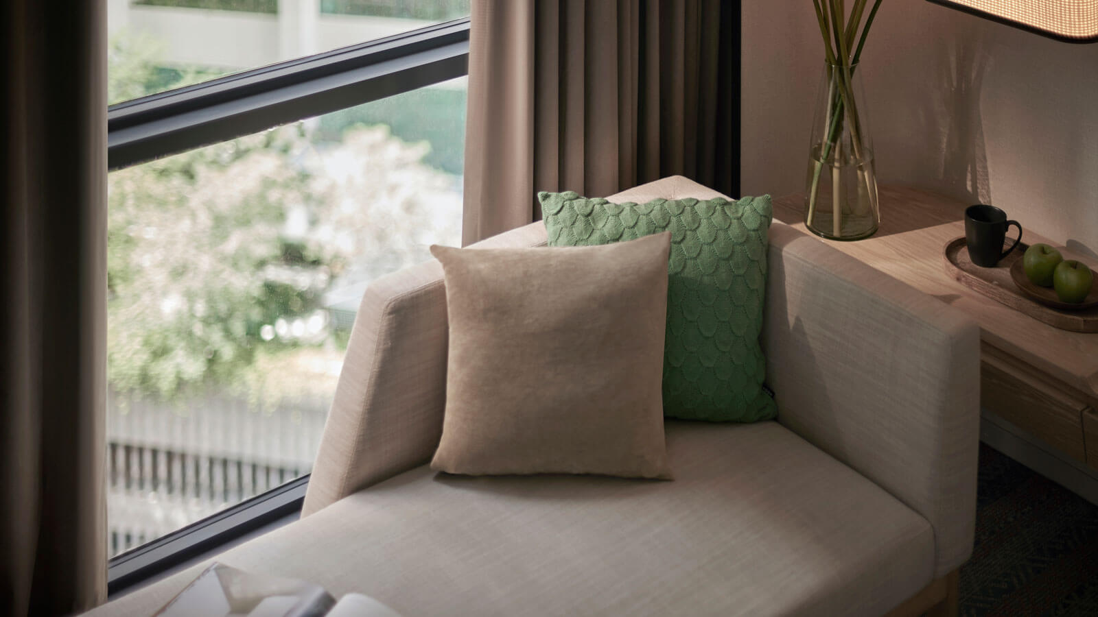 Living Area in Deluxe Twin Room - Amari Kuala Lumpur