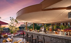 Aqua餐廳和酒吧