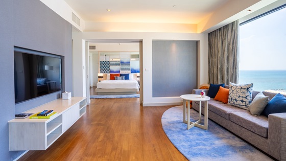 Club Executive Ocean Family Suite Living Area - 芭堤雅阿瑪瑞度假酒店