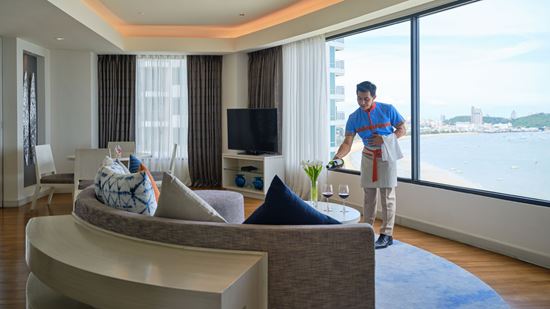 In-room dining in Club Executive Ocean Suite In-room dining in Club Executive Ocean Suite